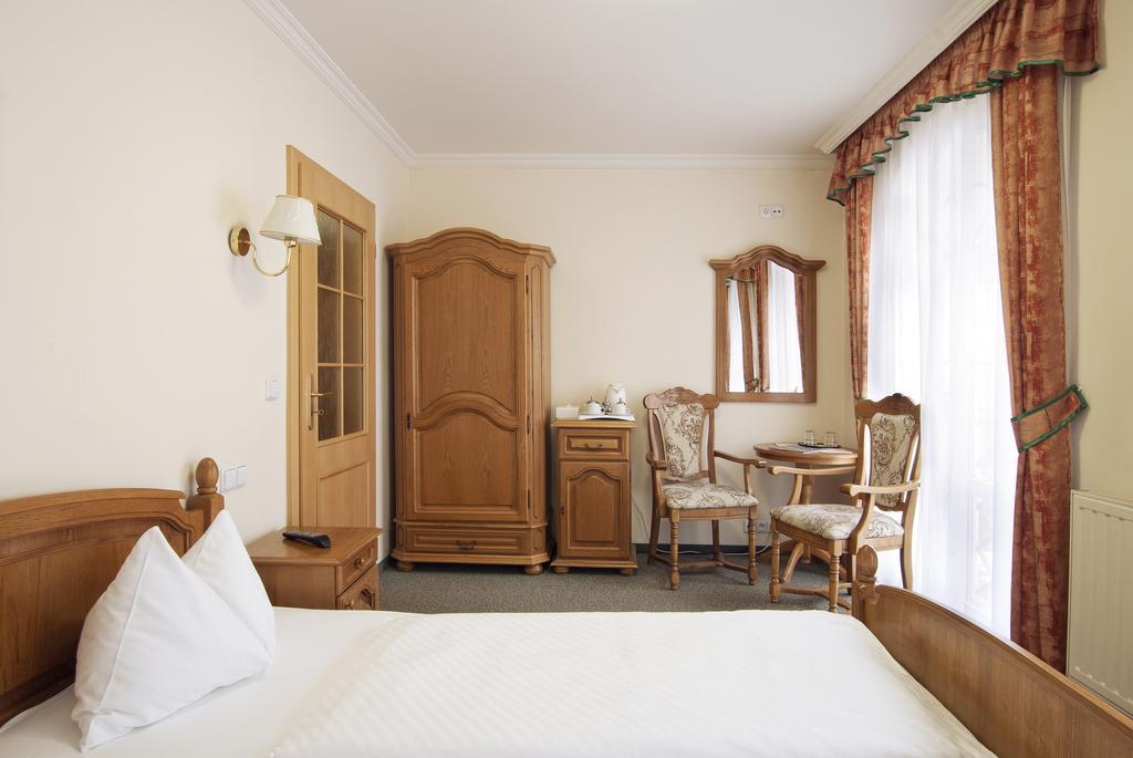 Villa Rosa Karlovy Vary Room photo